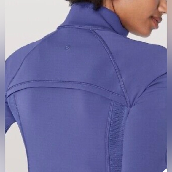 Lululemon front and centre jacket - Picture 5 of 10